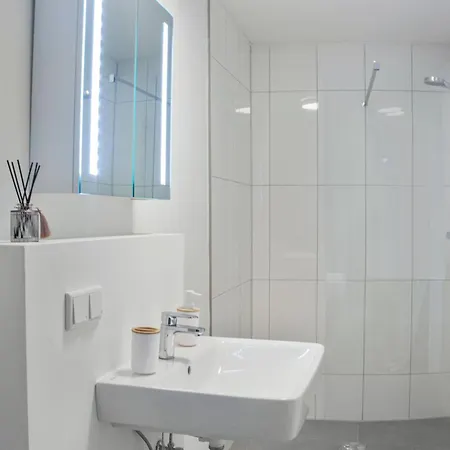Bunker Flats Messe Zentral Parking Apartment *